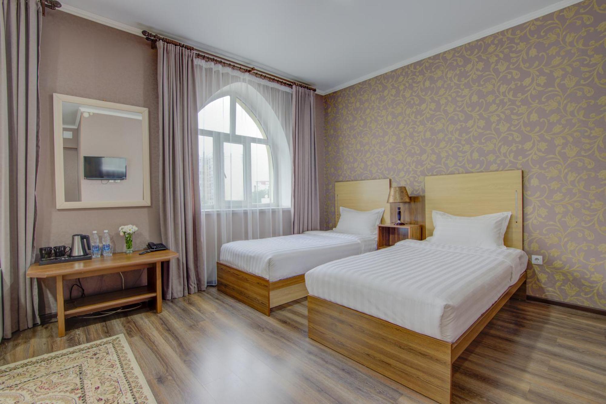 Shah Palace Hotel Bishkek Luaran gambar